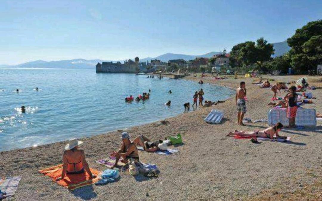 Apartment Palada Kastela Exterior photo